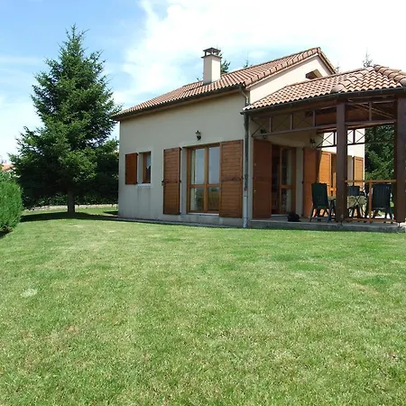Lac De Naussac Langogne Exterior photo
